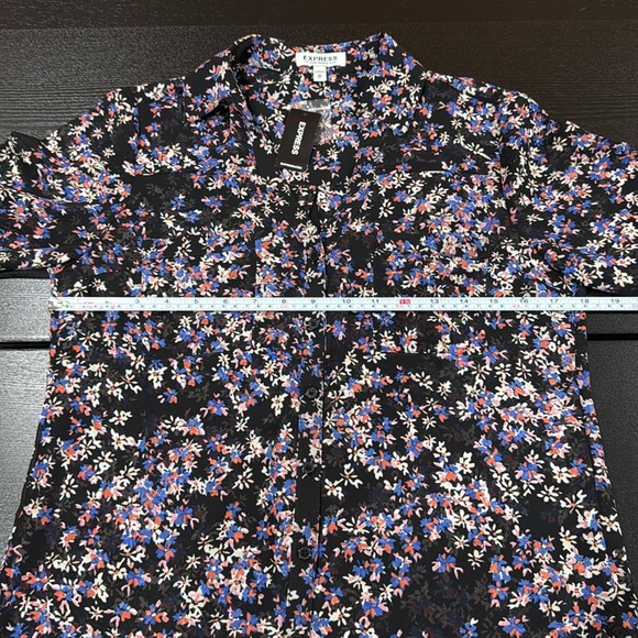 Express Sheer Floral Long Sleeve Collared Button-Up Top  with Sleeve Tabs - XS - Picture 11 of 11